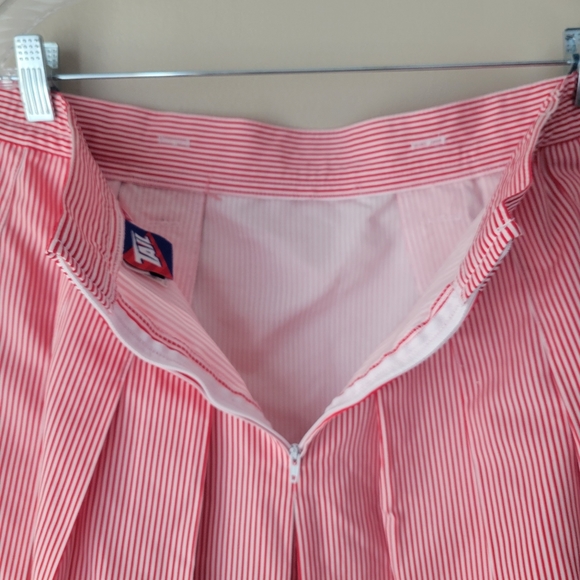 VINTAGE Tail Active Red and White Striped Athletic Tennis Skirt Size 14 - Picture 9 of 9